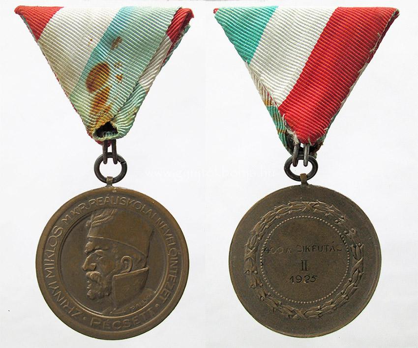 Zr�nyi Mikl�s Magyar Kir�lyi Re�liskolai Nevel�int�zet P�cs 1925